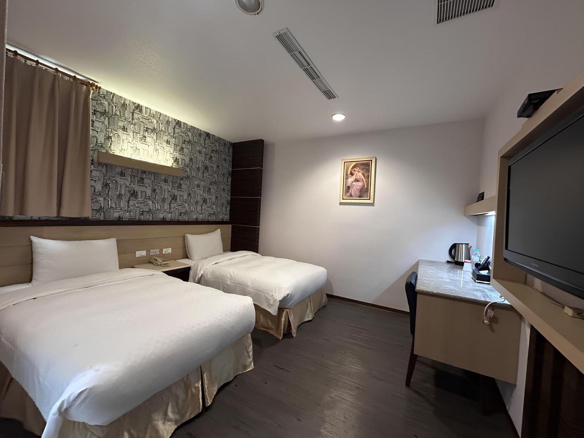 Hua Xiang Hotel -Zouying Гаосюн Экстерьер фото