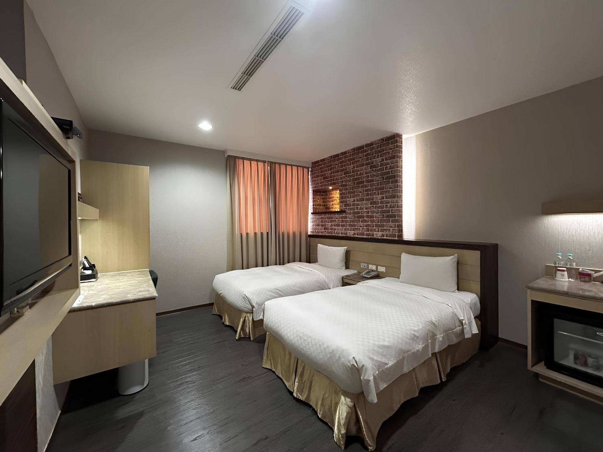 Hua Xiang Hotel -Zouying Гаосюн Экстерьер фото