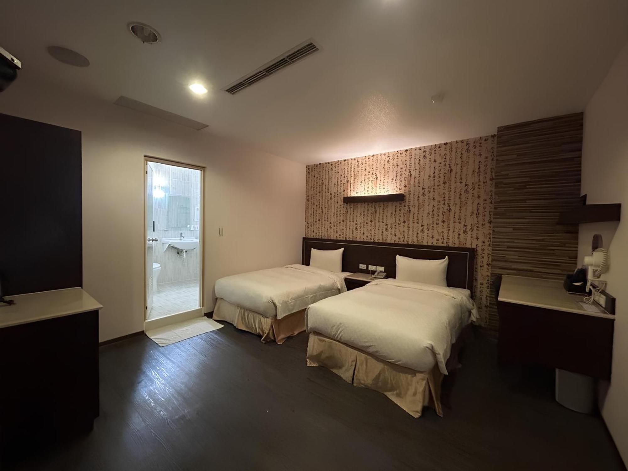 Hua Xiang Hotel -Zouying Гаосюн Экстерьер фото