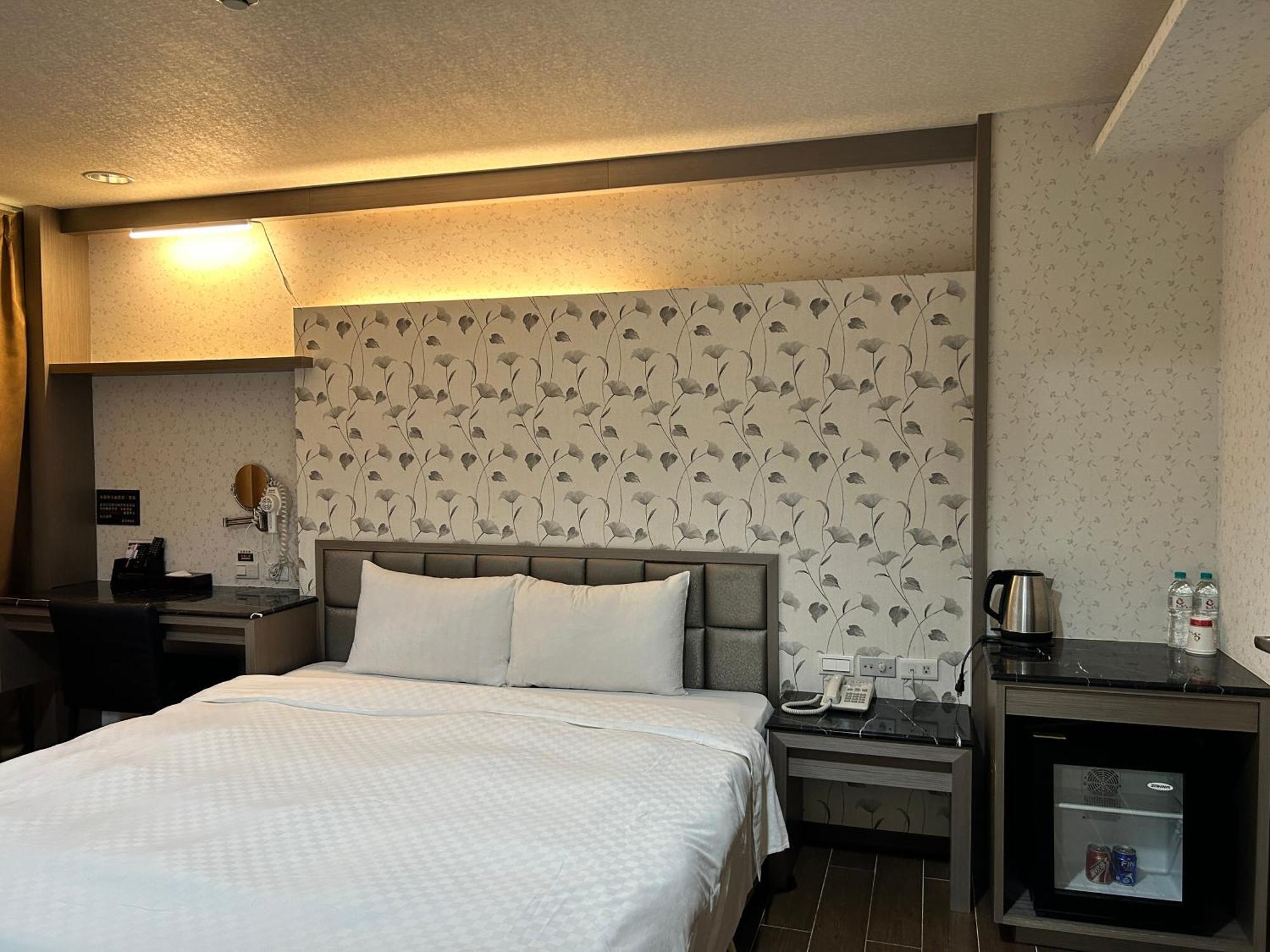 Hua Xiang Hotel -Zouying Гаосюн Экстерьер фото
