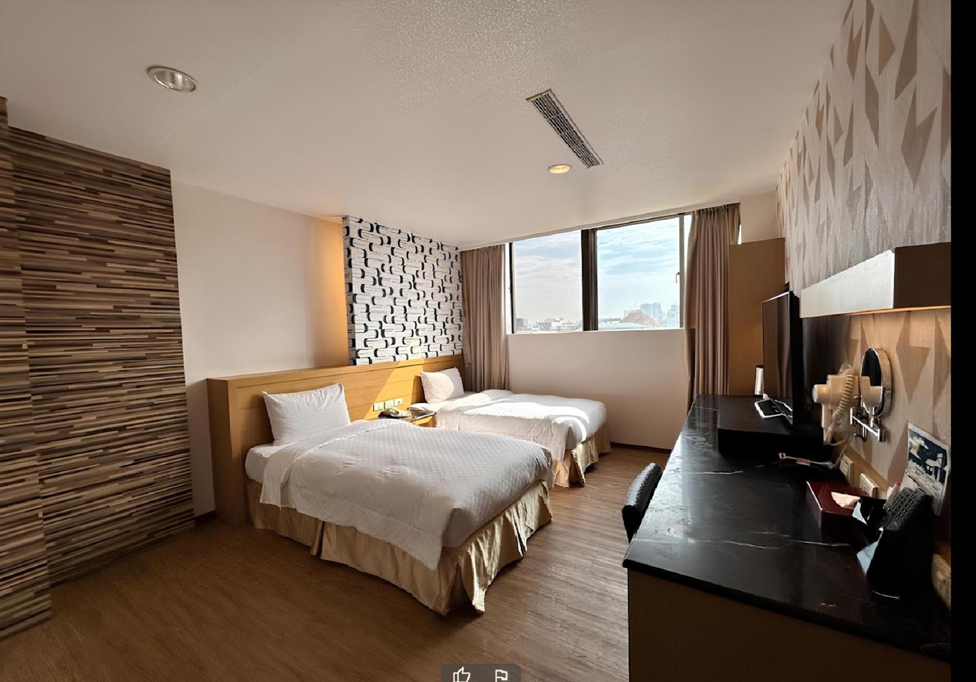 Hua Xiang Hotel -Zouying Гаосюн Экстерьер фото